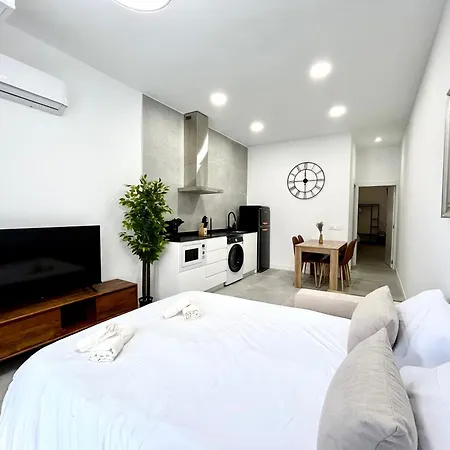 Urban Escape Comfort Meets Luxury, 4 Ppl Valencia