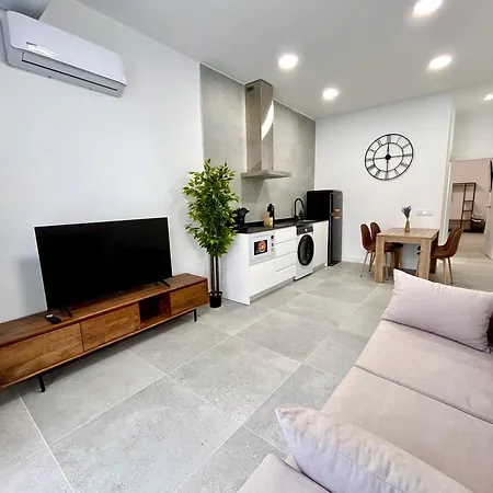 Urban Escape Comfort Meets Luxury, 4 Ppl * Valencia