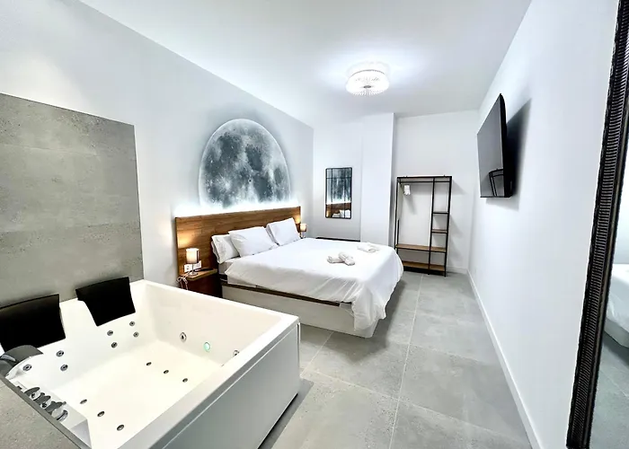 Апартаменты Urban Escape Comfort Meets Luxury, 4 Ppl