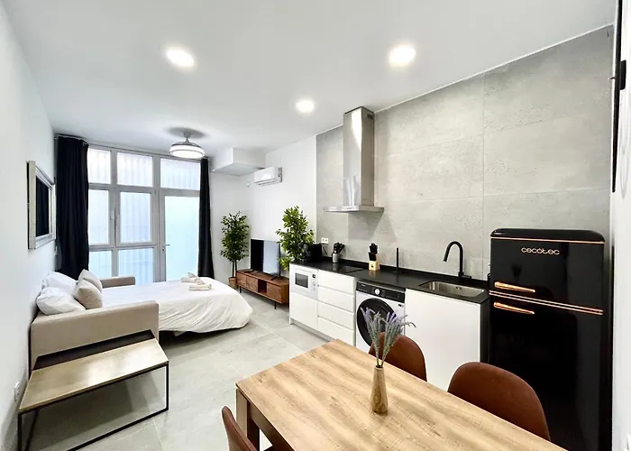 Апартаменты Urban Escape Comfort Meets Luxury, 4 Ppl Валенсия