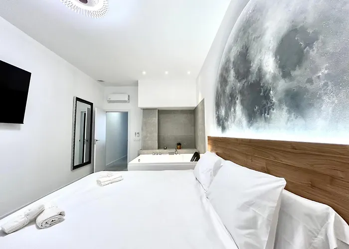 Urban Escape Comfort Meets Luxury, 4 Ppl Валенсия