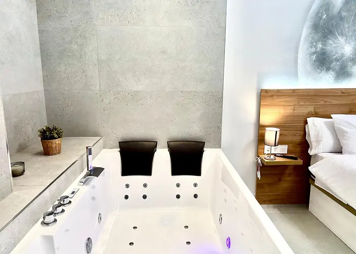 Urban Escape Comfort Meets Luxury, 4 Ppl Апартаменты *
